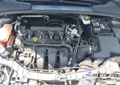 2018 Ford Focus Se z USA, uszkodzony, nr VIN 1FADP3F26JL208672